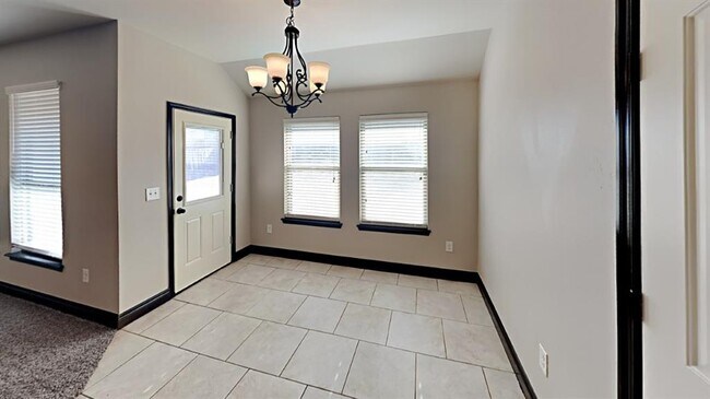 Building Photo - 5717 Gadwall Rd