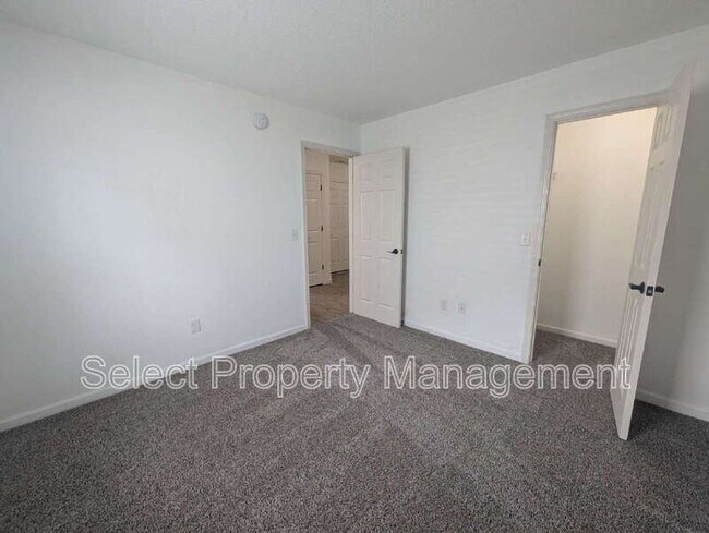 Building Photo - 2118 Blue Spring Run