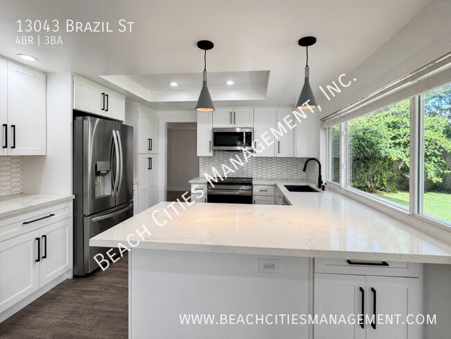 Building Photo - 13043 Brazil St