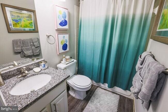 Building Photo - 714 Country Village Dr