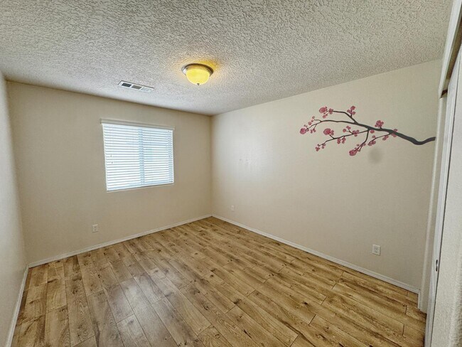 Building Photo - 11019 Marina Gate Trail NE