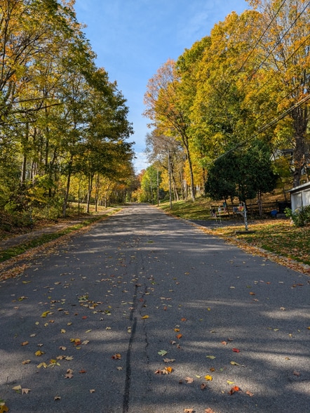 Building Photo - 109 Glade Ridge Dr