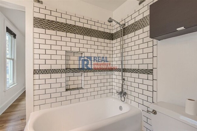 Building Photo - 5930 S Bemis St