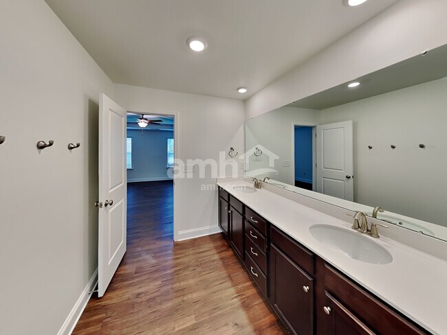 Building Photo - 13202 Jansen Ridge Way