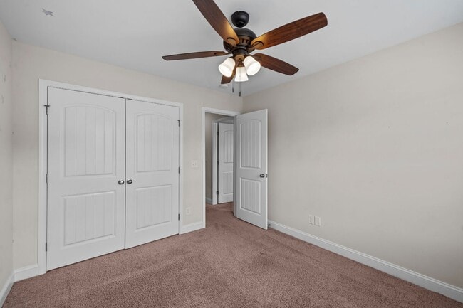 Building Photo - 147 Ainsdale Dr