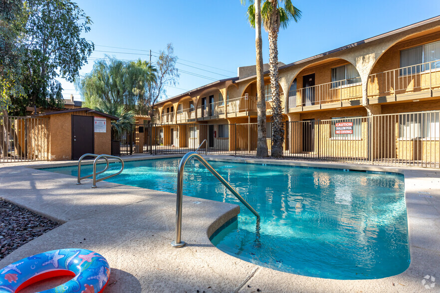 Primary Photo - Courtyard at Encanto Apartments