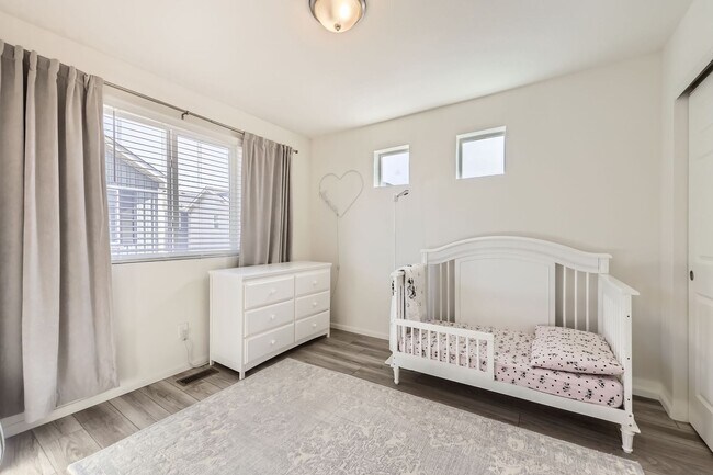 Building Photo - 10196 Worchester St