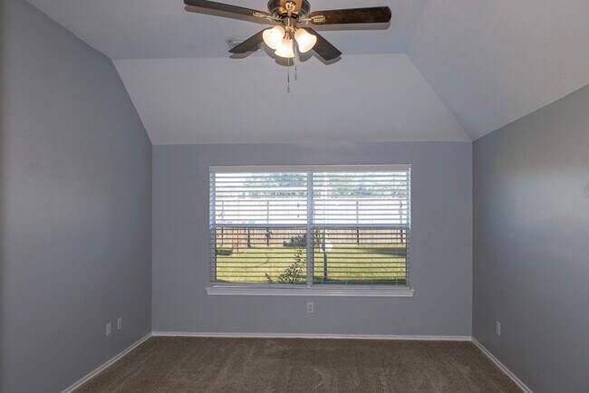 Building Photo - 315 Glade Bridge Ln