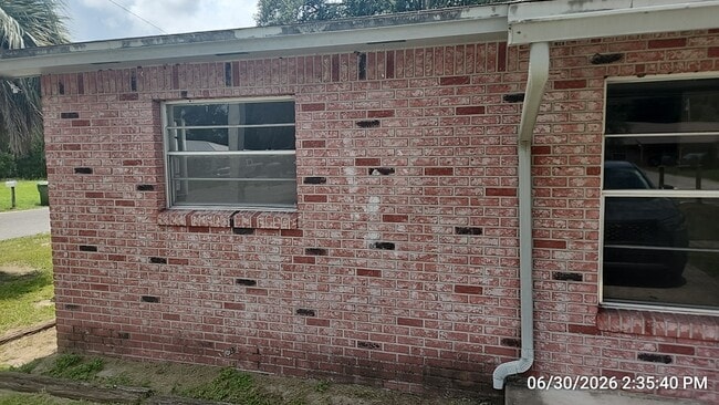 Building Photo - 2442 Husson Ave