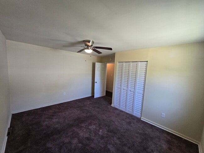 Building Photo - 3 bedroom home in Petersburg