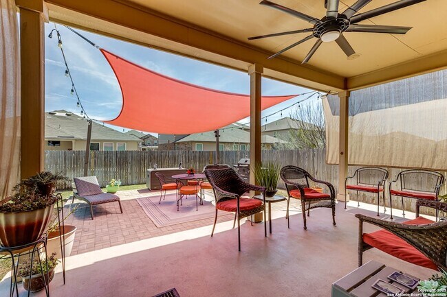 Building Photo - 8626 Pardner Ranch