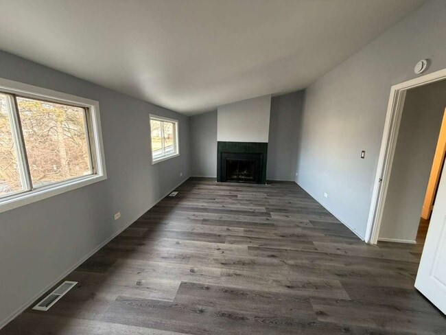 Building Photo - 1612 Islandview Ct