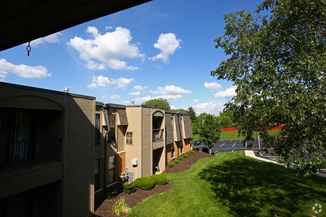 Exterior View of Community - Chesterfield Place Apartments