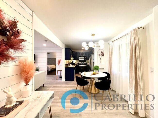 Building Photo - *** $500 OFF MOVE IN SPECIAL!!! *** Beautifully Renovated 2BD/2BA Condo with In-Unit Washer and D...