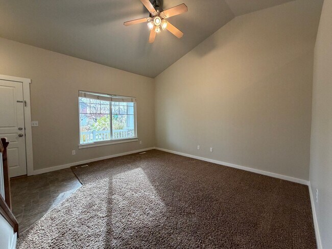 Building Photo - Perfect 4 bed 2.5 ba home in the desirable Sundance Subdiv. off McMillan & Meridian Rd.