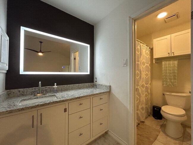 Building Photo - 21414 Golden Dove Dr