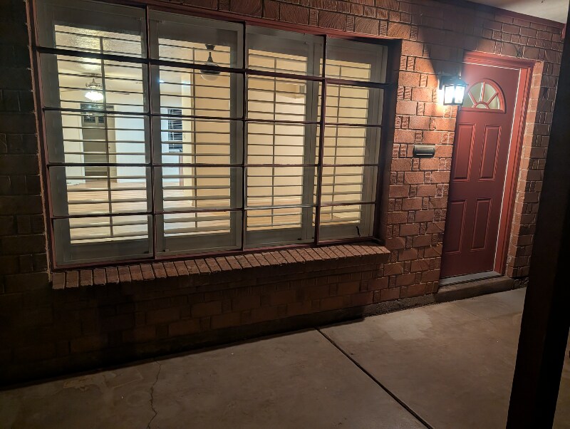 Building Photo - 7314 E Sheridan St