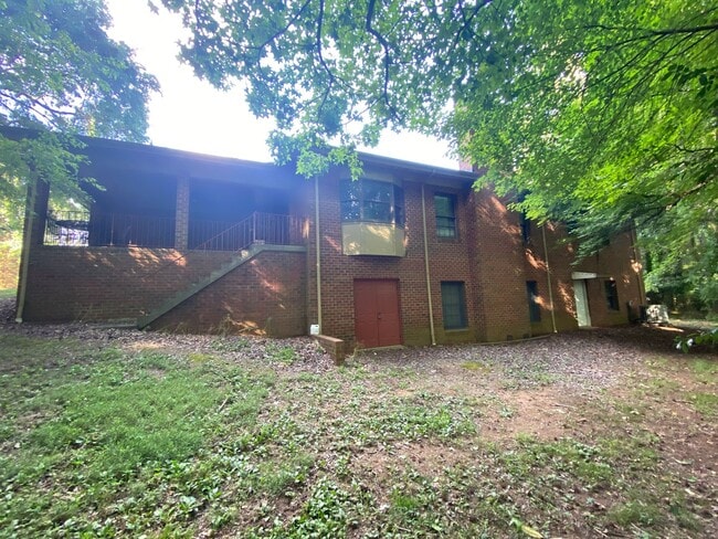 Building Photo - 3/2 in Shelby, NC