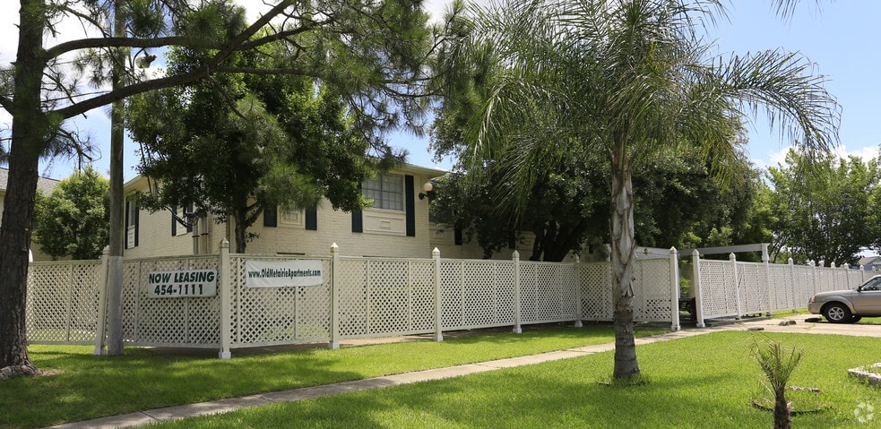 Building Photo - Avenue Walk Apartments