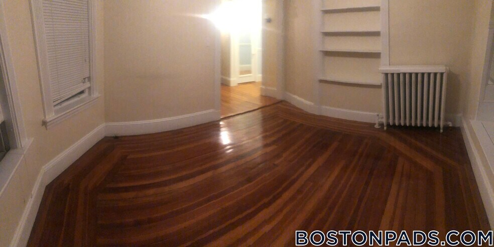 Building Photo - 65 Olcott St