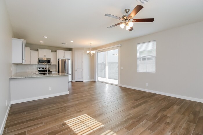 Building Photo - 5553 S Dillon