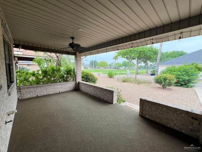 Building Photo - 12 Santa Anna Dr