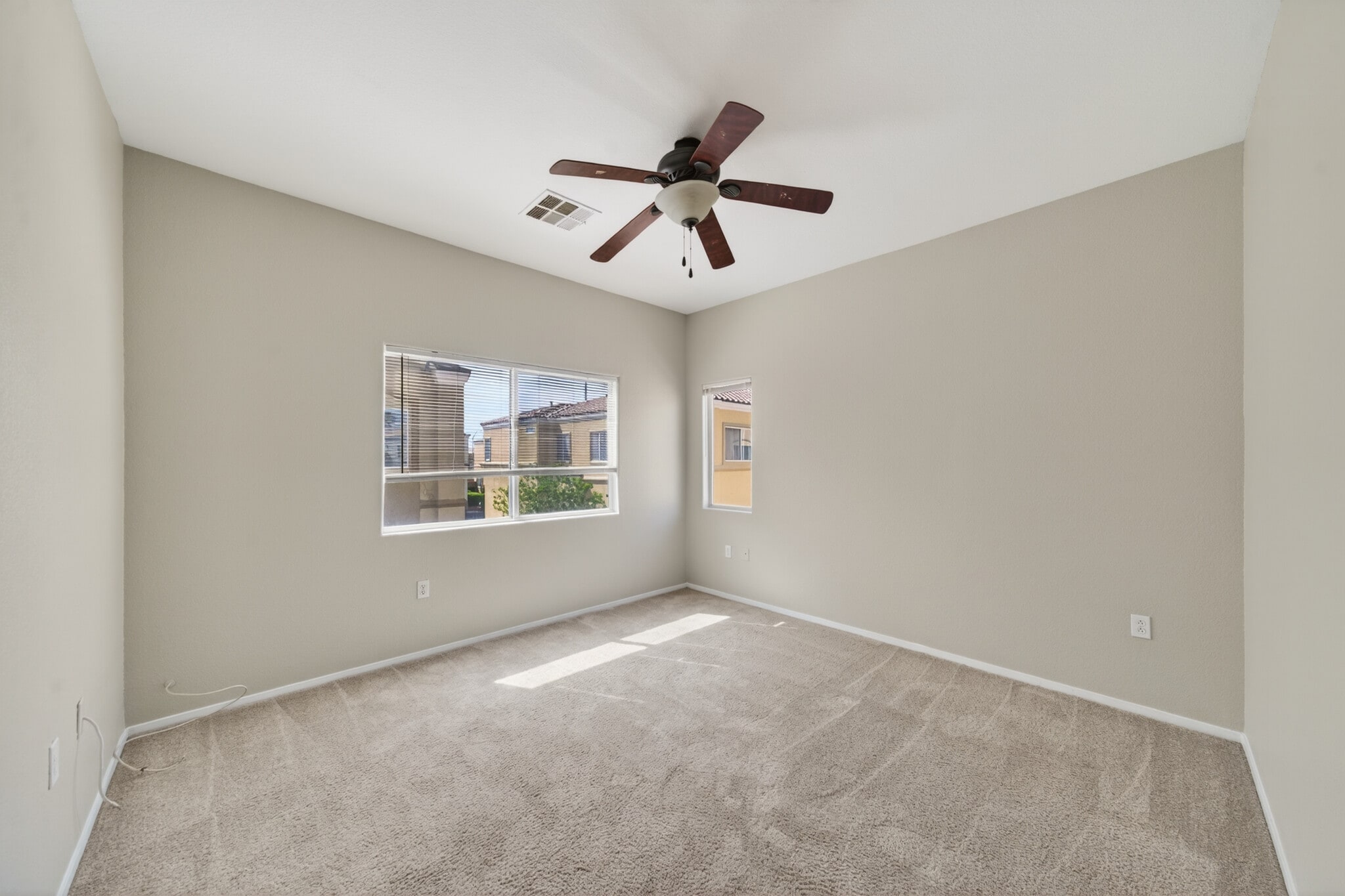 Building Photo - 6321 Blowing Sky St