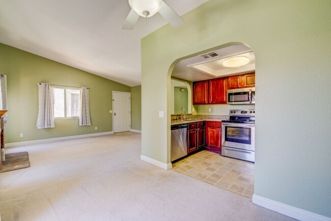 Building Photo - Status: Accepting Applications