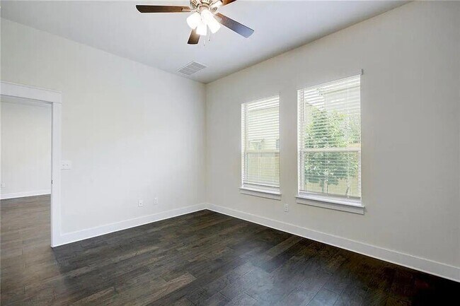 Building Photo - 13501 Metric Blvd