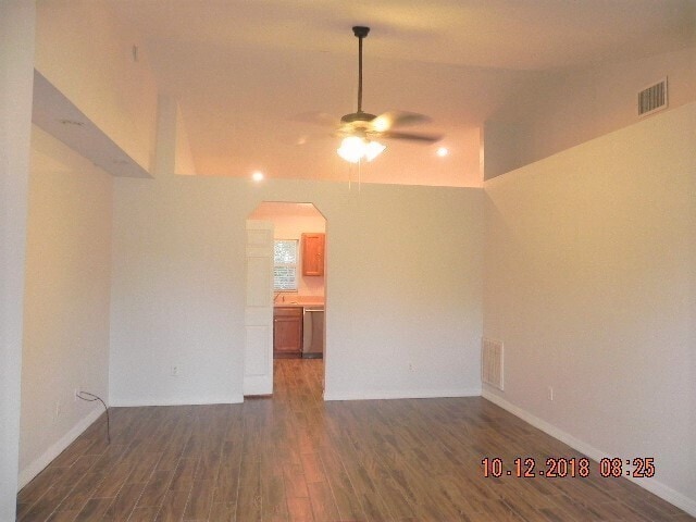 Building Photo - Charming 3 bedroom 2 Bath Home in St Cloud