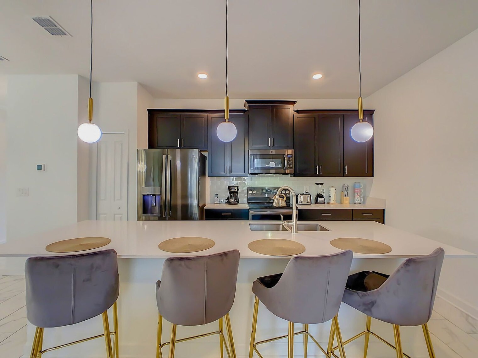 Building Photo - 3000 Protagonist St