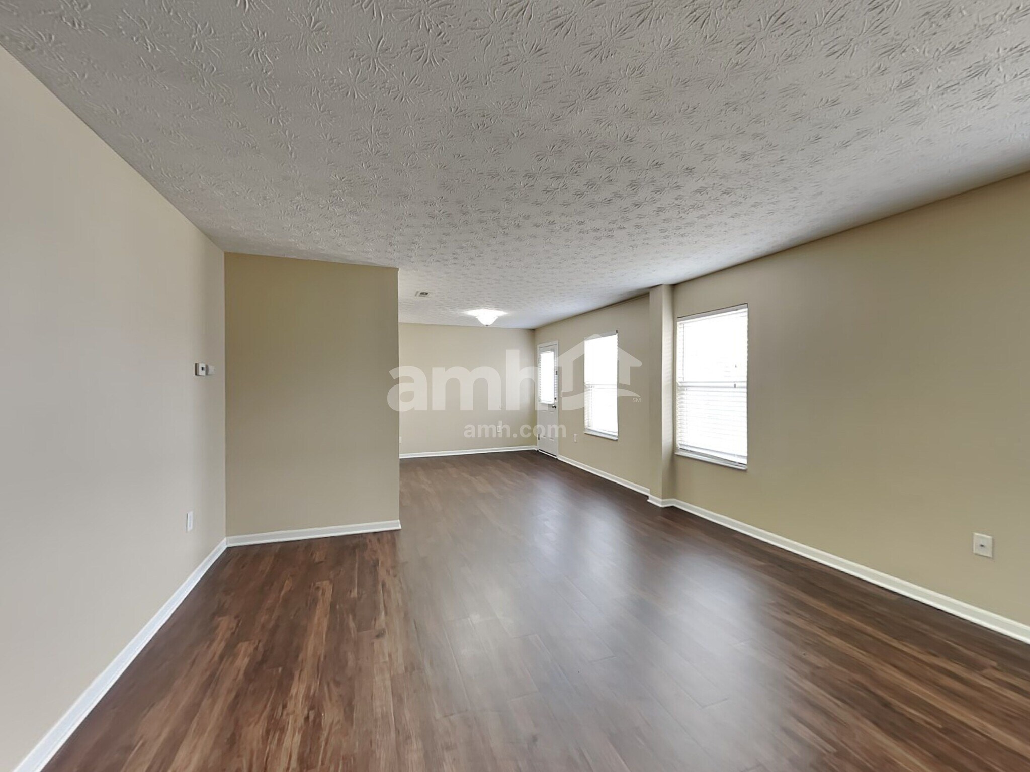 Building Photo - 918 Kreider Ct