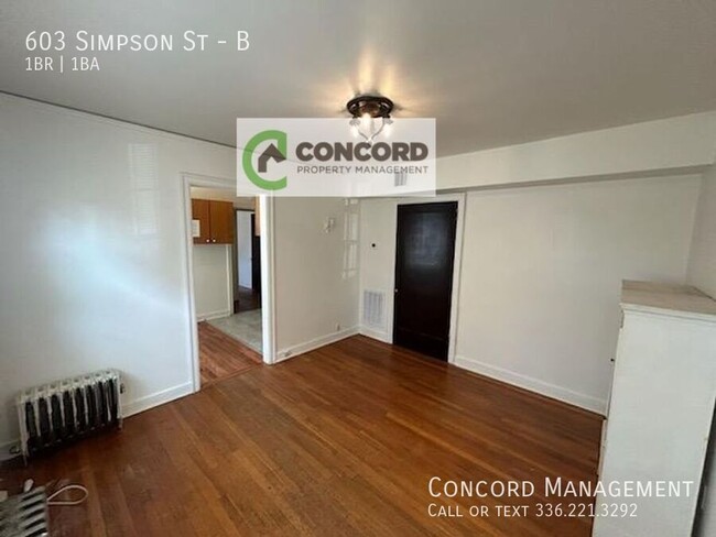Building Photo - 603 Simpson St