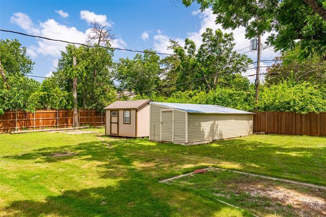 Building Photo - 2500 Fairway Dr