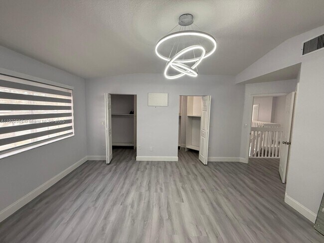 Building Photo - 9352 SW 155th Ave