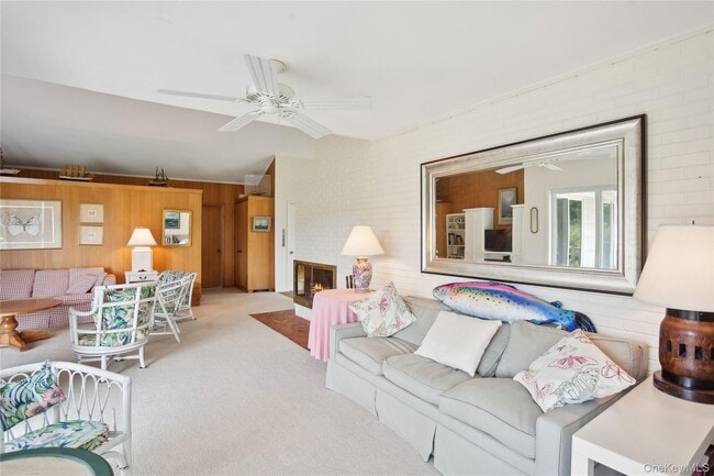 Building Photo - 33 Beach Rd