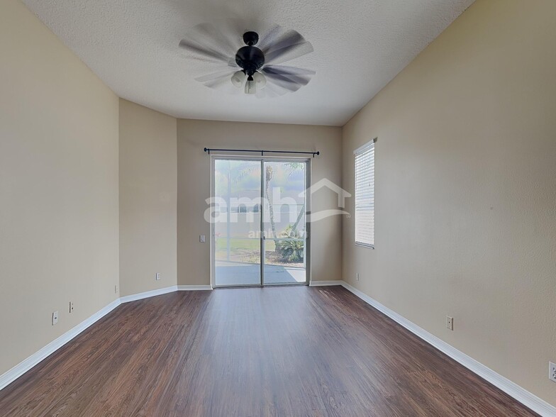 Building Photo - 4817 76th Ct E