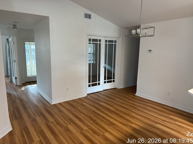 Building Photo - 405 Mango Cir
