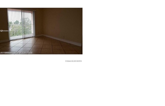 Building Photo - 1407 NE 56th St