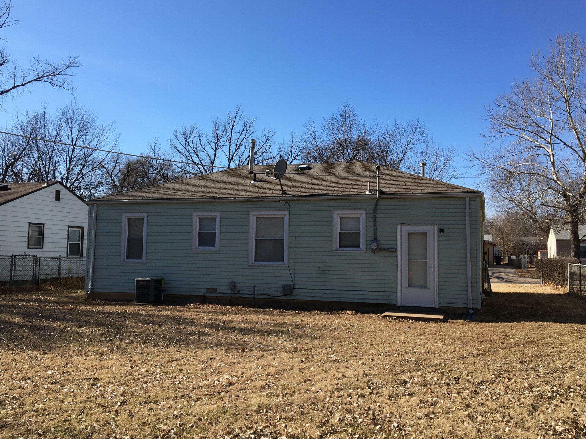 Building Photo - 120 Wire Ave