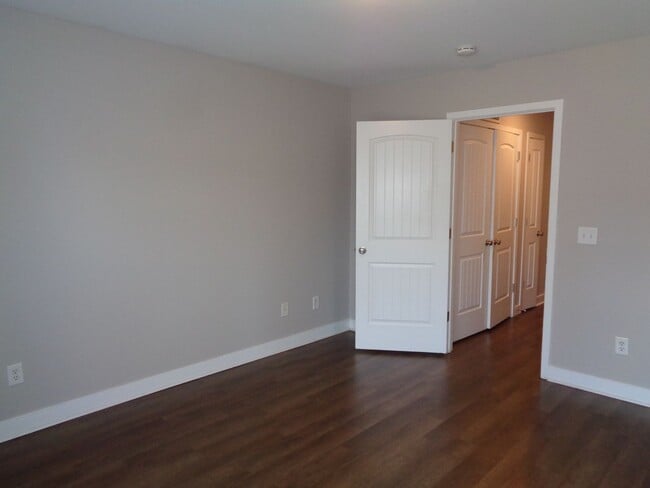 Building Photo - One Level House for Rent-Clemmonsville Rd. Area