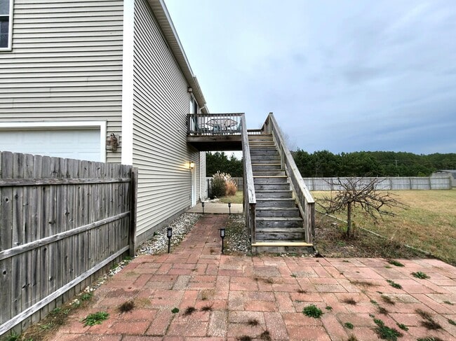 Building Photo - 6039 Morris Lake Rd