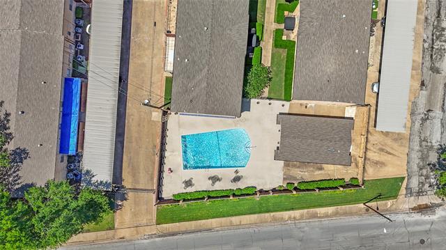 Building Photo - 5817 Sandhurst Ln