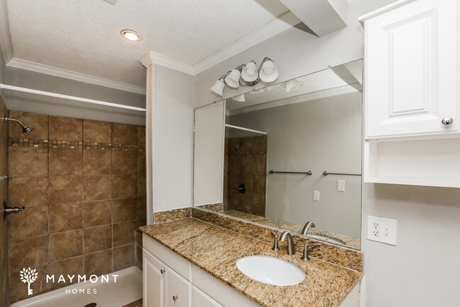 Building Photo - 455 S Wheatley St