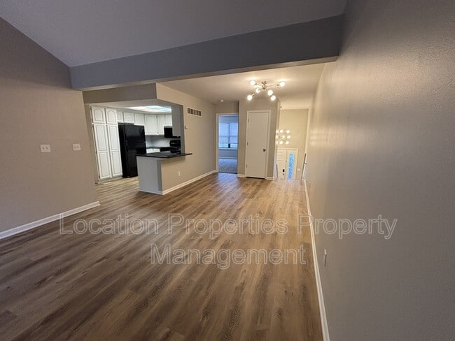 Building Photo - 1424 Applegate Ct