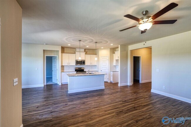 Building Photo - 12934 Tallulah Dr