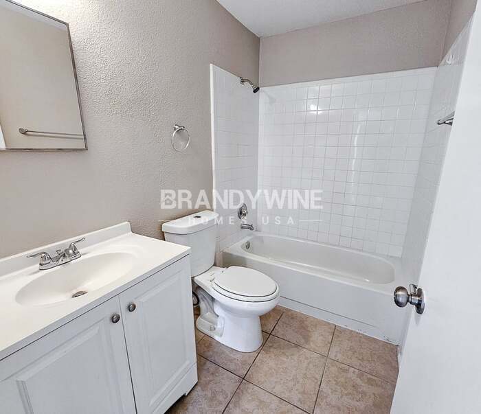 Building Photo - 14024 Arbor Knoll Cir
