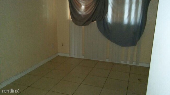 Building Photo - 2 br, 1 bath House - 100 Bethune Drive