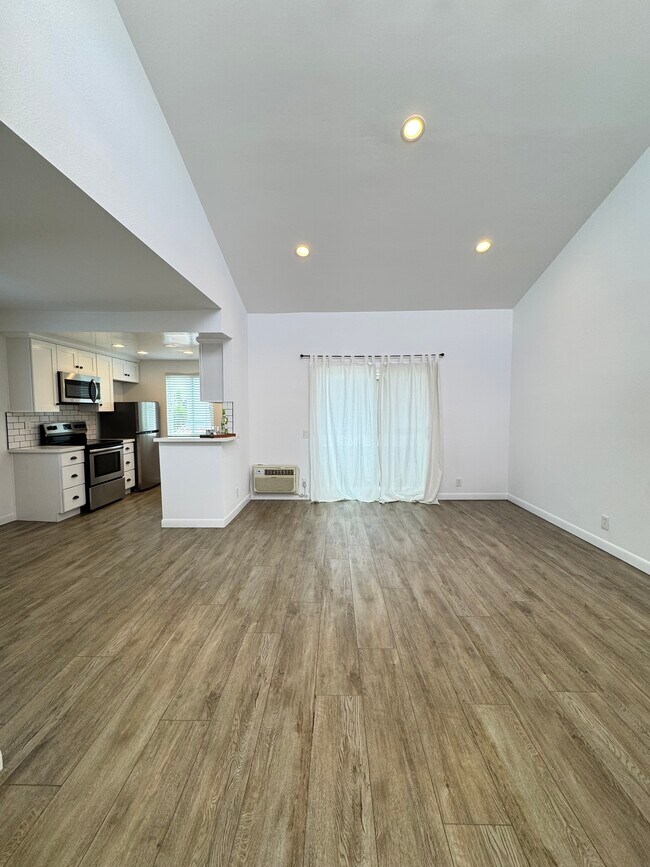 Building Photo - 4659 Texas St