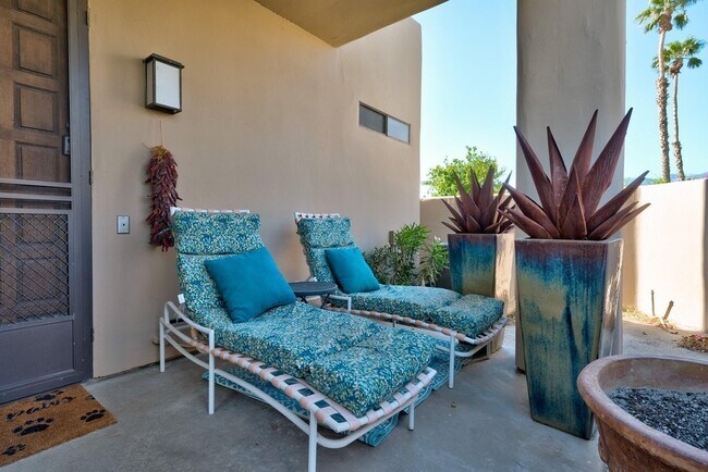 Building Photo - 67443 N Chimayo Dr